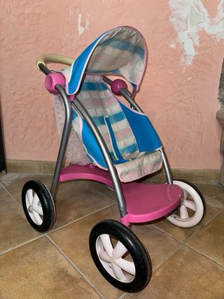 Passeggino giocattolo