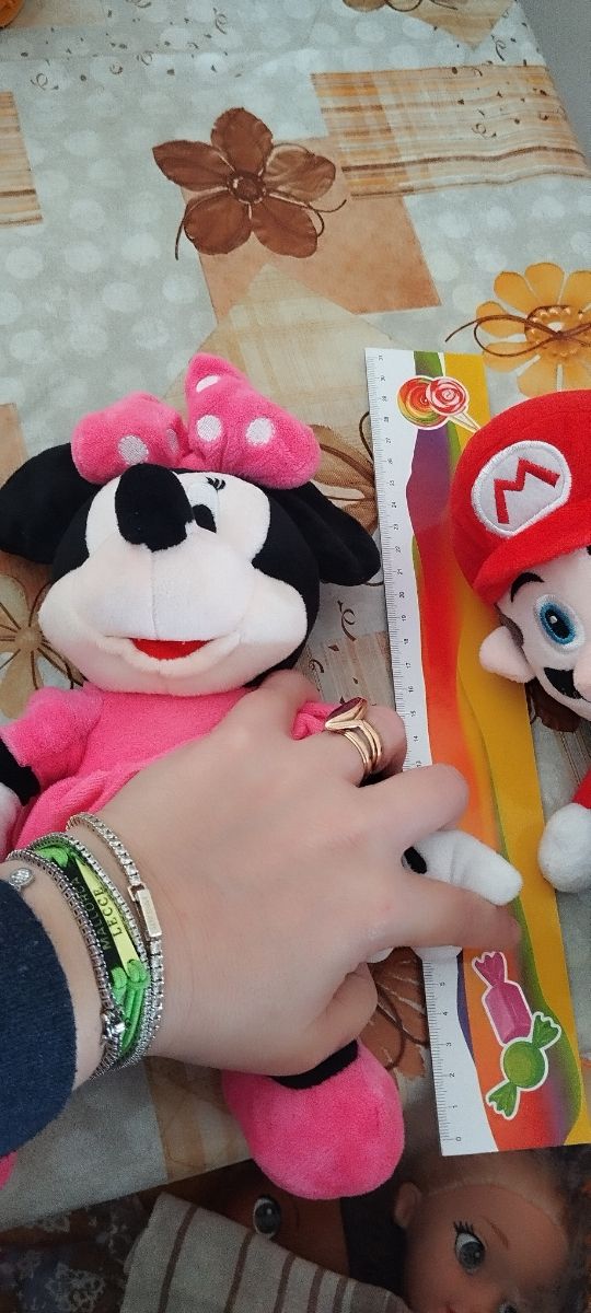 Peluche Minnie e Mario Bros con ventosa