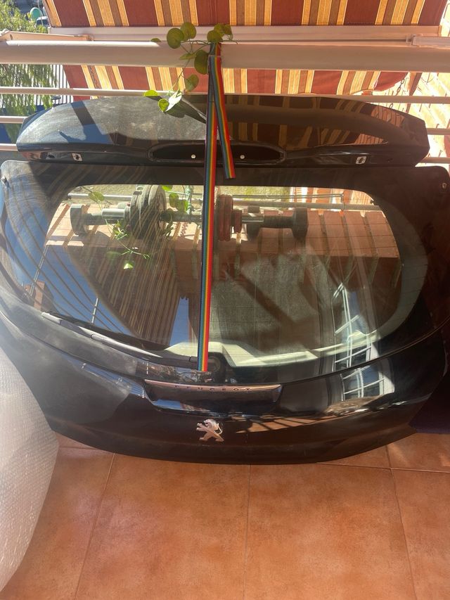 porton trasero peugeot