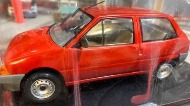 CITROËN AX. NUEVO. 1:24.