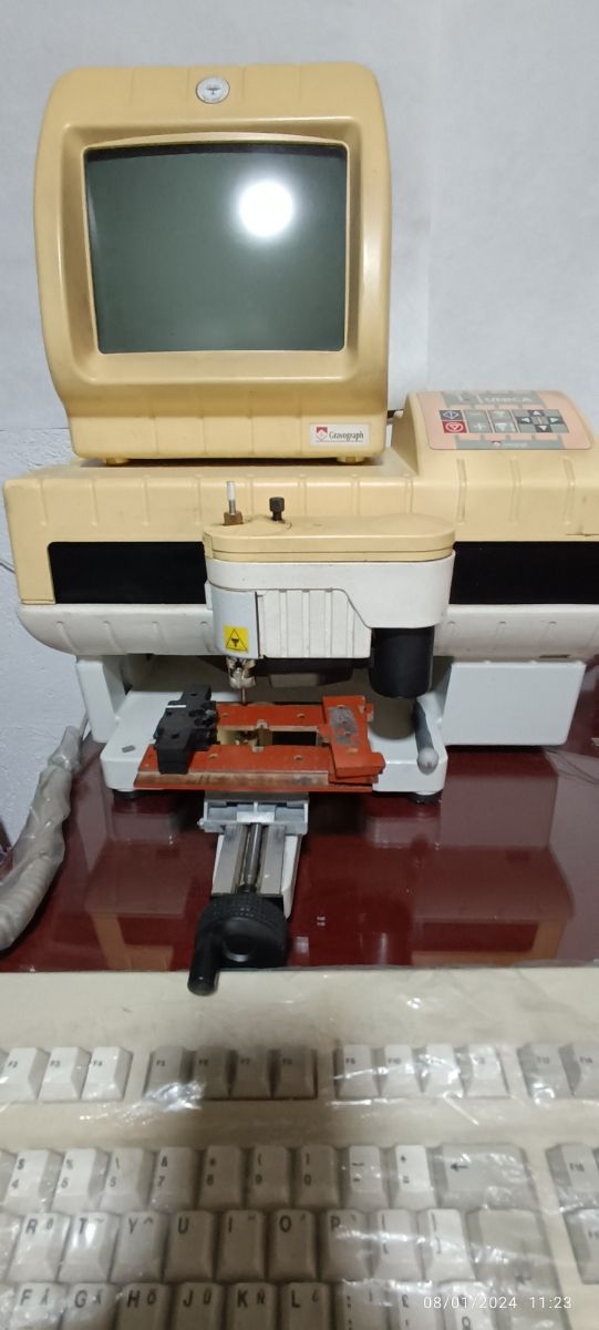 Maquina de pantógrafo grabados