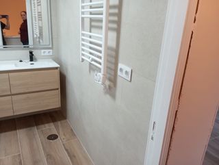 electricista y de todo mas ...