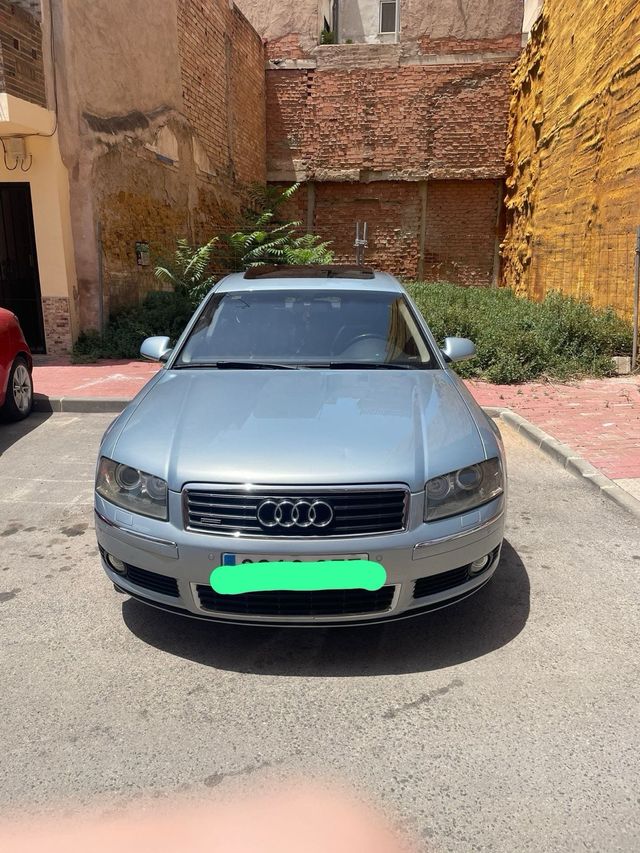 Audi A8 2003