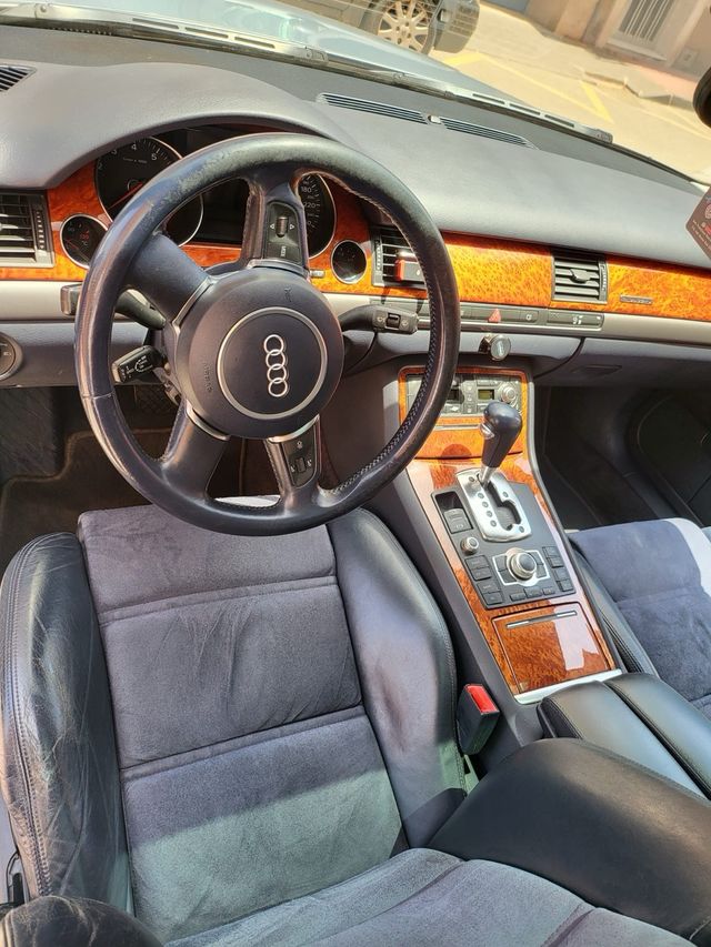 Audi A8 2003
