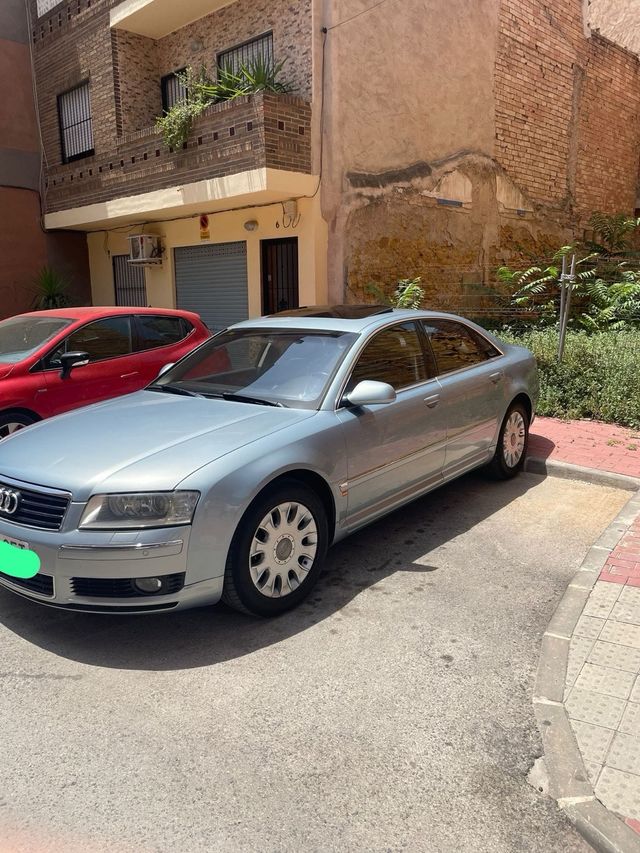 Audi A8 2003