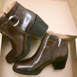 stivaletto zara