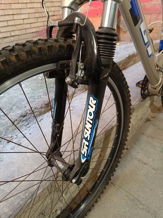 Bicicleta Montaña 26" GT idrive 6.0 ruedas Deore