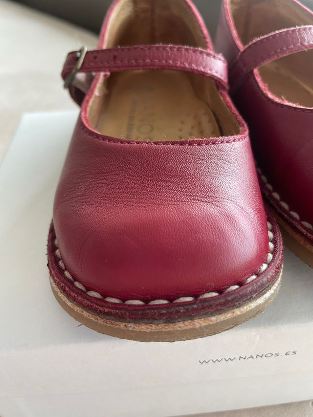 Merceditas piel granate Nanos