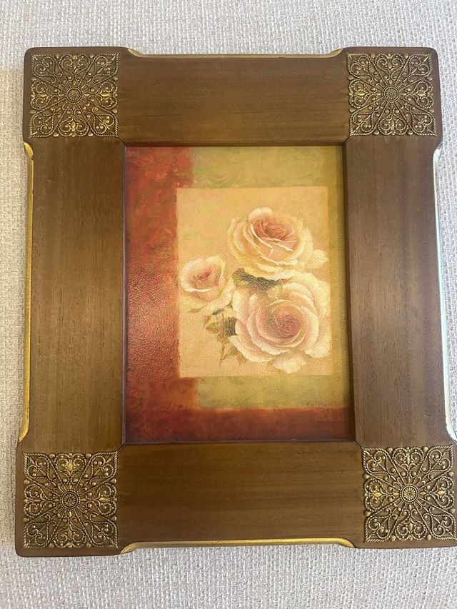 Cuadros vintage  de motivos florales.