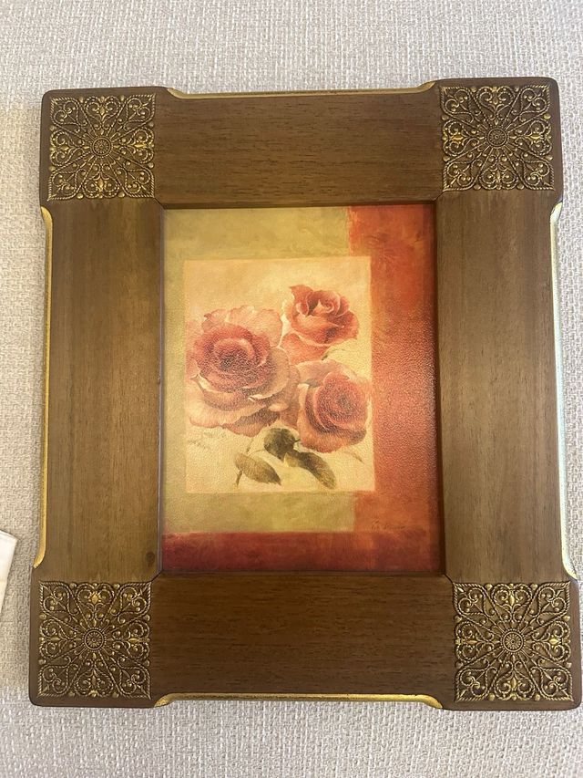 Cuadros vintage  de motivos florales.