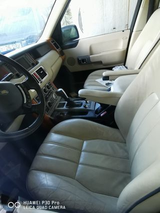 RANGE ROVER (L322) 4.4 v8 HSE Aut.