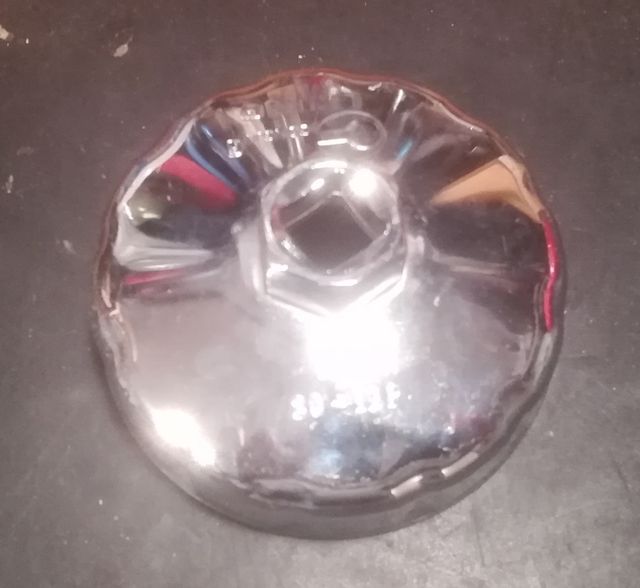 Chiave per filtri olio motore da 80 cm.