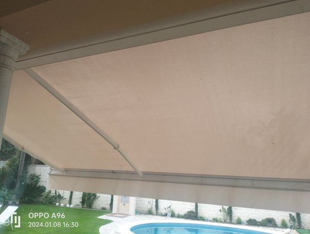 Magnífico toldo jardín. Para bar, cafetería, etc.