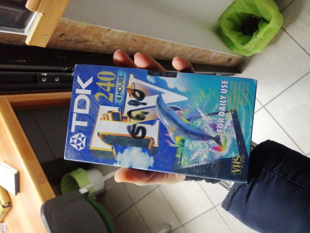 VHS. TDK. 4 ORE = 240 Minuti. Sigillata 