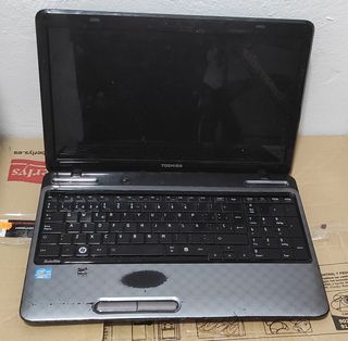 Toshiba Satélite 755