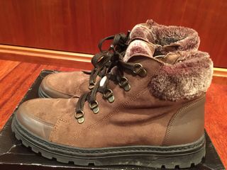 Botas piel talla 40