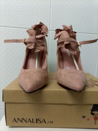 Zapatos de vestir a estrenar