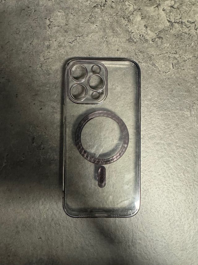 4 Fundas iPhone 14 Pro Max