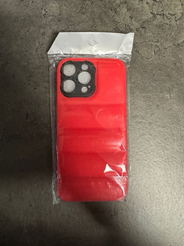 4 Fundas iPhone 14 Pro Max