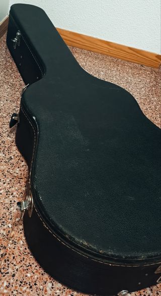 Guitarra Cat eyes Tokai