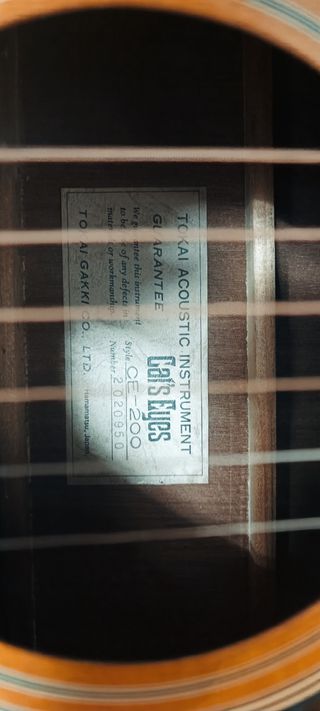 Guitarra Cat eyes Tokai