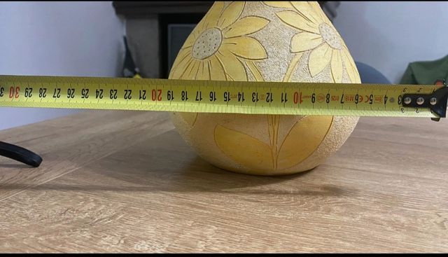 Vaso portafiori dipinto a mano.