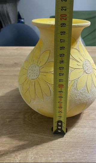 Vaso portafiori dipinto a mano.