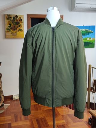 Giubbino bomber uomo. Zara. L