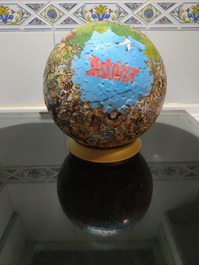 Puzzle bola asterix