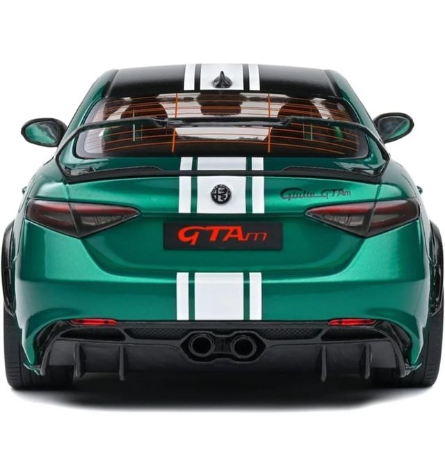 Maqueta alfa romeo giulia 1/18