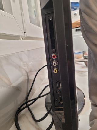 Televisión Hannspree 22"