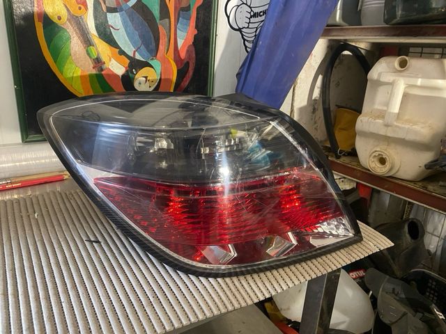 pilotos trasero astra coupe