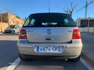 Volkswagen Golf 2003