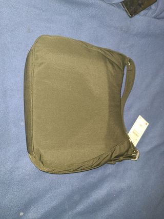Bolso completamente nuevo sin estrenar