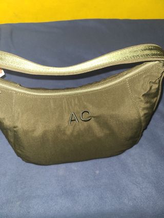 Bolso completamente nuevo sin estrenar