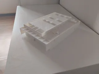 Delineante autocad. Maquetas y piezas 3d a escala.