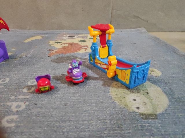 Super zings  power tower assault