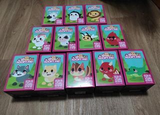 Muñecos Adoptme