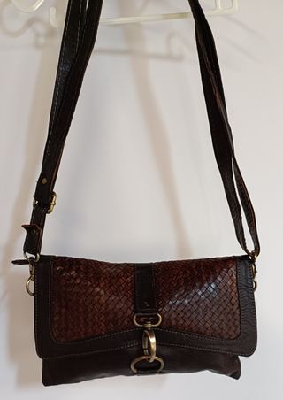 Bolso cuero 100% . A estrenar