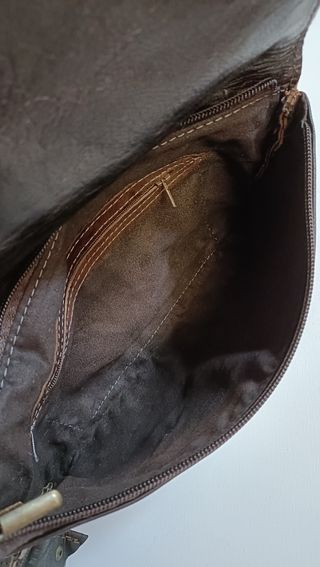 Bolso cuero 100% . A estrenar