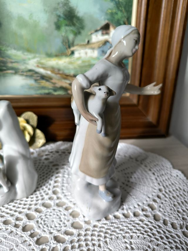 Pareja.Figuras de porcelana 