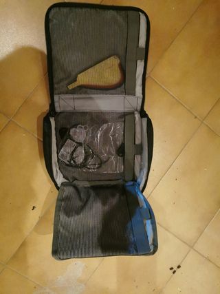 Estuche quillas y accesorio Feather Fins