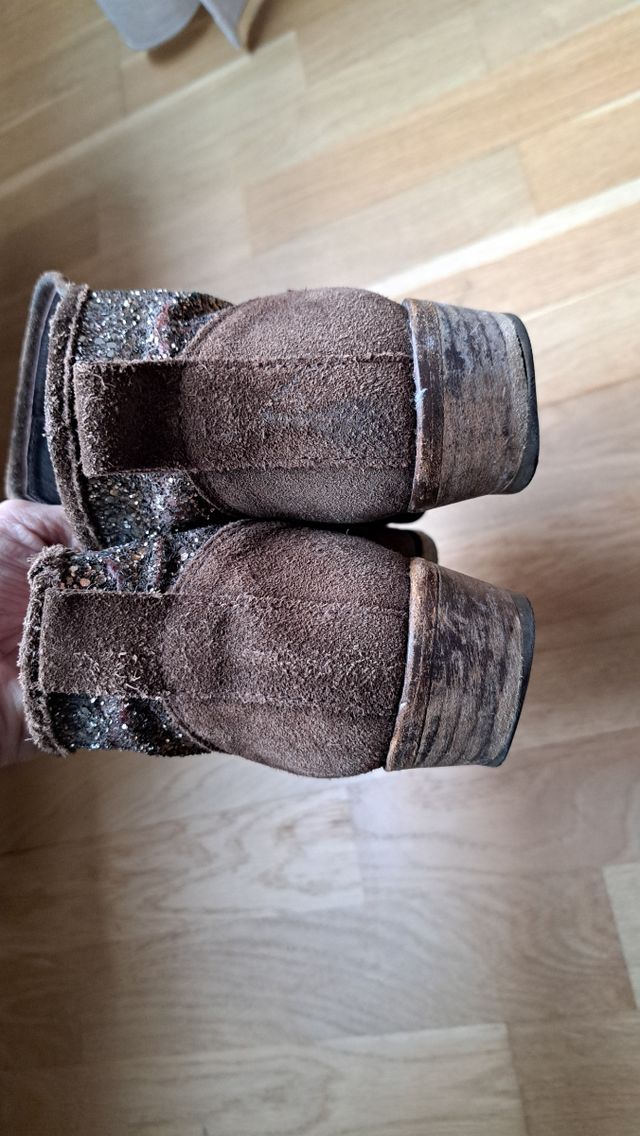 Botines marrones piel