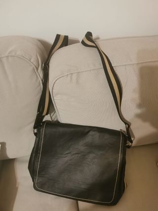 Cartera tipo bandolera hombre 