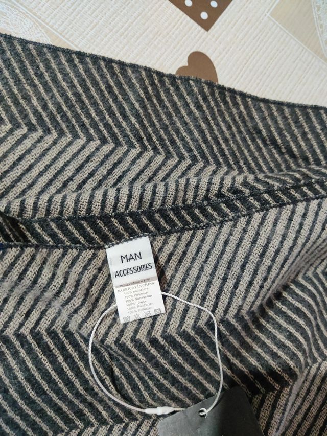 Sciarpa uomo,man accessories,nuova con etichetta 