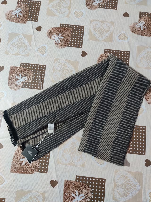 Sciarpa uomo,man accessories,nuova con etichetta 