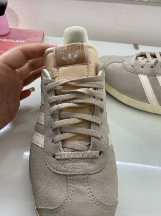 Zapatillas Gazelle Grises