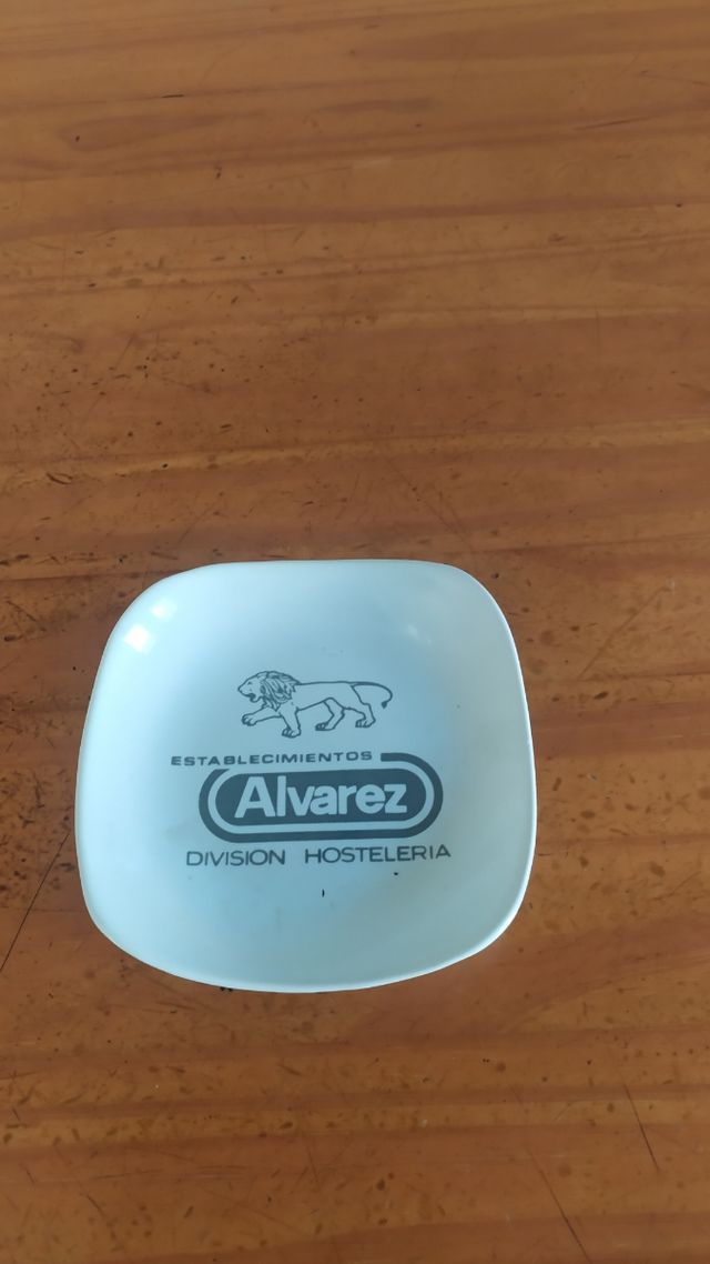 CENICERO VINTAGE DE ESTABLECIMIENTOS ÁLVAREZ