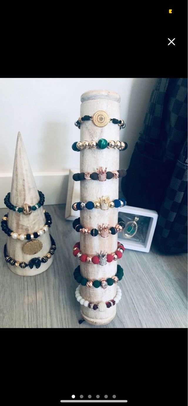 pulseras neopreno oro y esmeralda