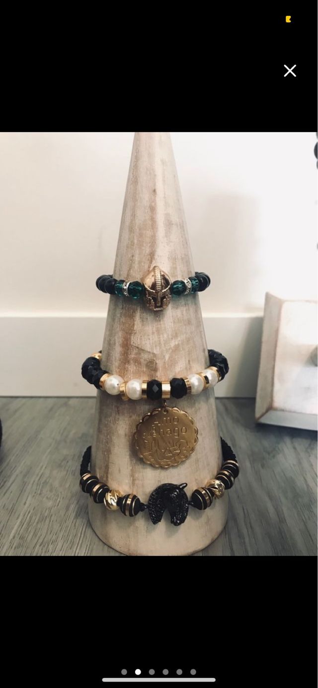 pulseras neopreno oro y esmeralda